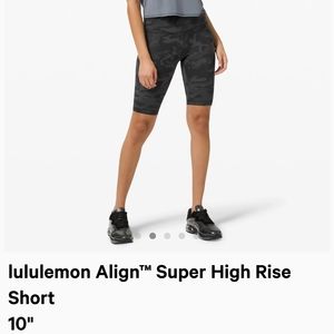 Lululemon Camo Align biker shorts 10"